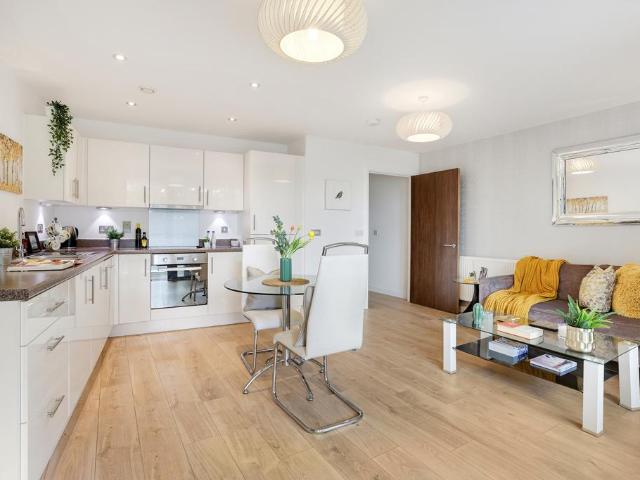 1 bedroom flat for sale