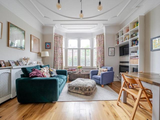 1 bedroom flat for sale