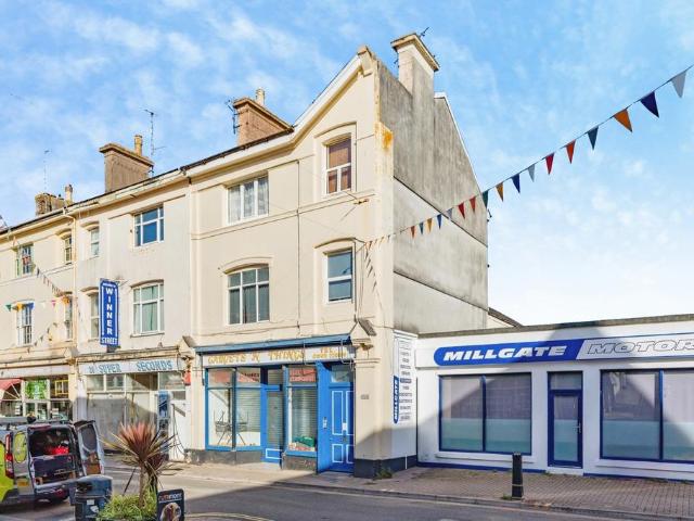 1 bedroom flat for sale