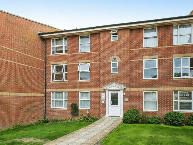 1 bedroom flat for sale