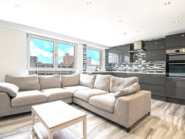 1 bedroom flat for sale