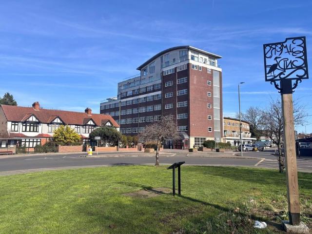 1 bedroom flat for sale