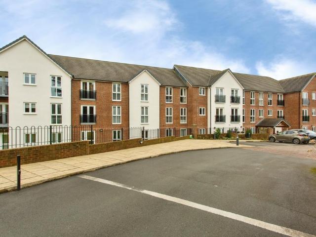 1 bedroom flat for sale