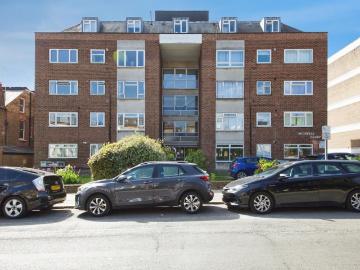 1 bedroom flat for sale