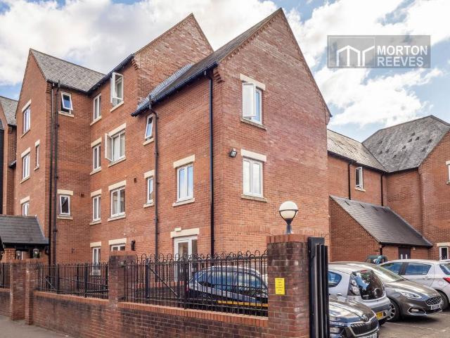 1 bedroom flat for sale