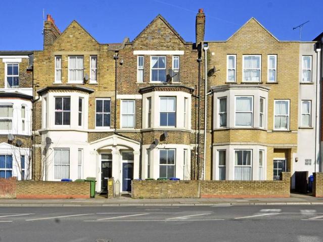 1 bedroom flat for sale