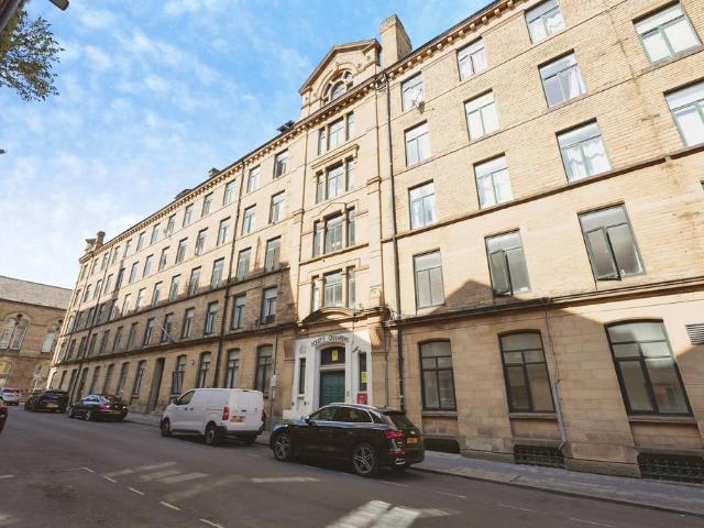 1 bedroom flat for sale