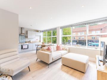 1 bedroom flat for sale