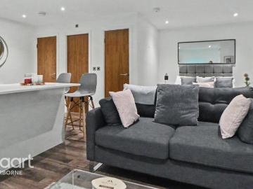 1 bedroom flat for sale