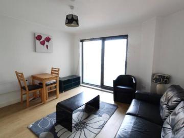 1 bedroom flat for sale