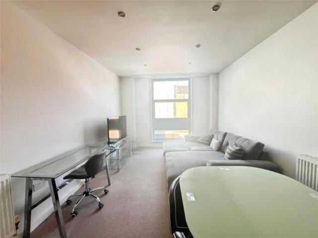 1 bedroom flat for sale in Tavistock Street, Leamington Spa, Warwickshire, CV32