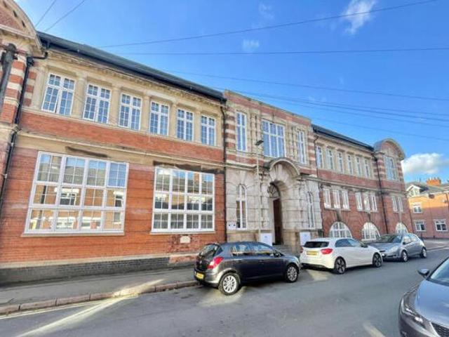 1 Bedroom Flat For Sale In Tudor Road, Leicester