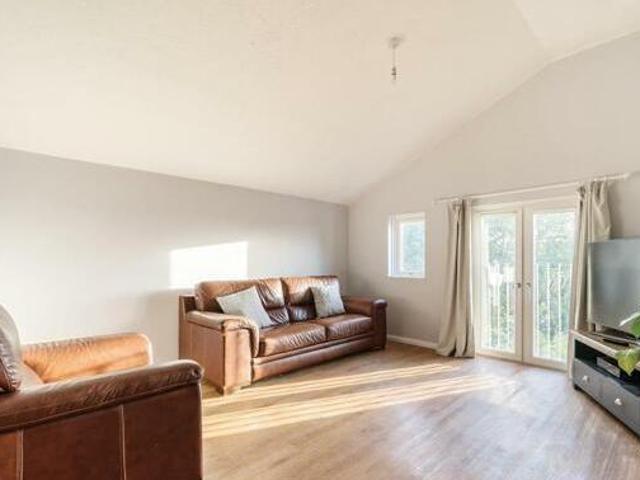 1 Bedroom Flat For Sale In Aylesbury, Hp20