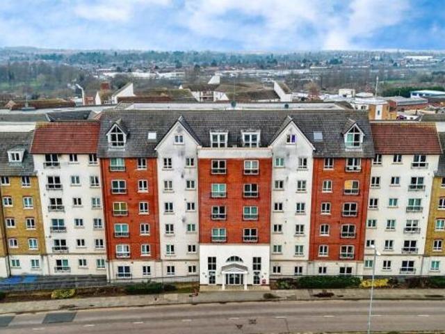 1 bedroom flat for sale in Broad Street, Northampton, NN1
