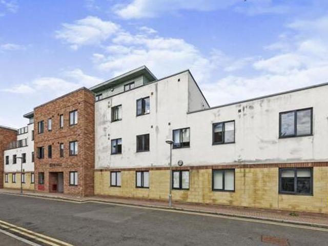 1 Bedroom Flat For Sale In Canterbury, Kent
