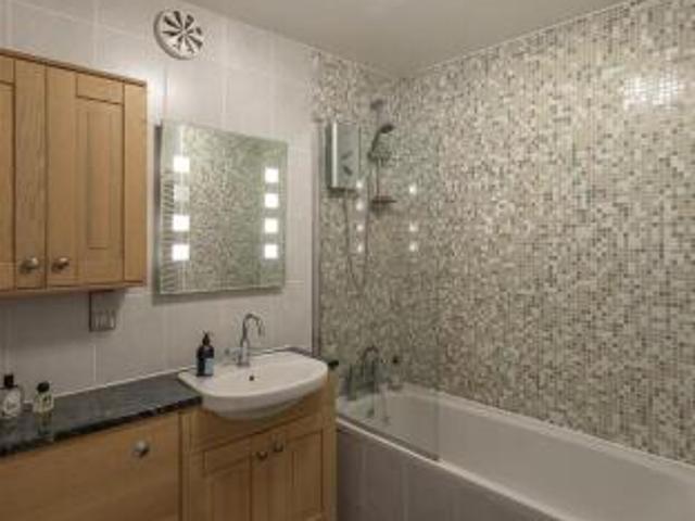 1 bedroom flat for sale in Chandler Court, Adderstone Crescent, Jesmond, NE2