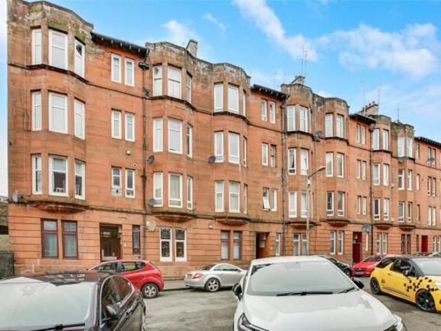 1 bedroom flat for sale in Ettrick Place, Shawlands, Glasgow, G43