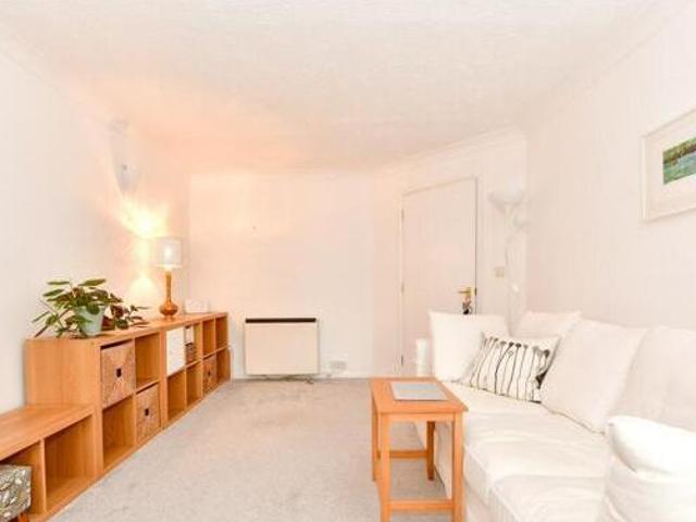 1 Bedroom Flat For Sale In Folkestone