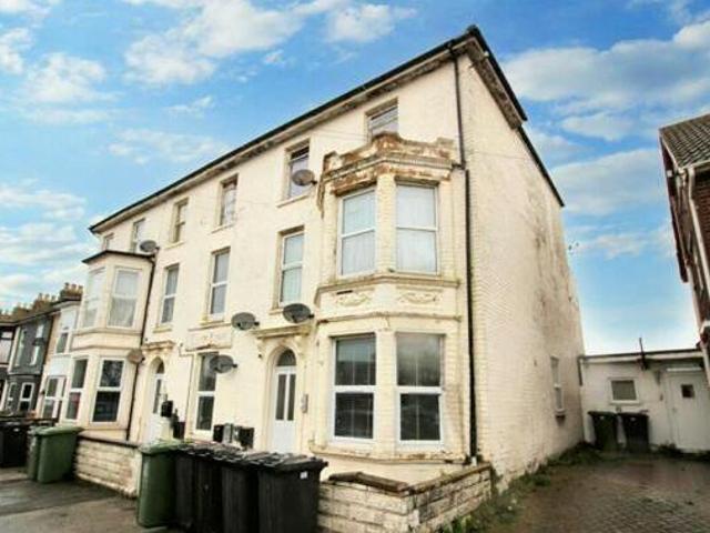 1 Bedroom Flat For Sale In Great Yarmouth, Norfolk