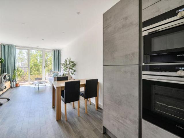 1 bedroom flat for sale in Kelton House, Acton, LONDON, W3
