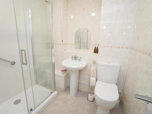 1 bedroom flat for sale in Main Street, Milngavie, Glasgow, G62