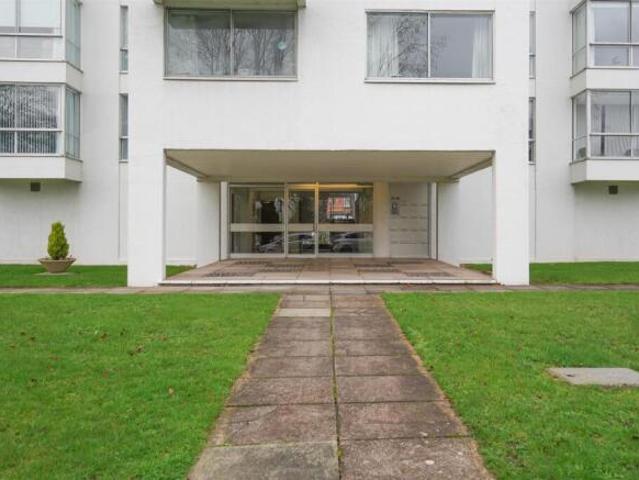 1 bedroom flat for sale in Newbold Terrace, Leamington Spa, CV32