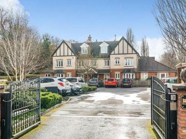 1 Bedroom Flat For Sale In Oxfordshire