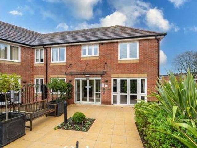 1 Bedroom Flat For Sale In Quinton Lane