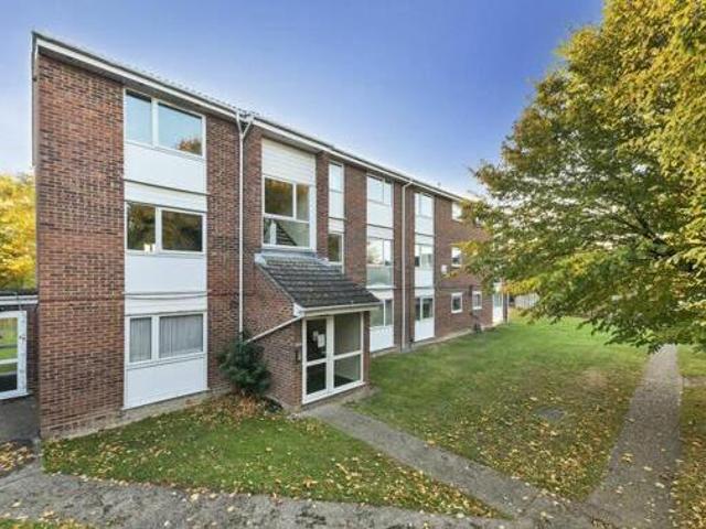1 Bedroom Flat For Sale In Royston