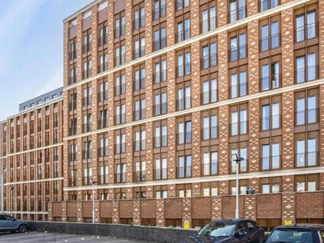 1 Bedroom Flat For Sale In St. Albans