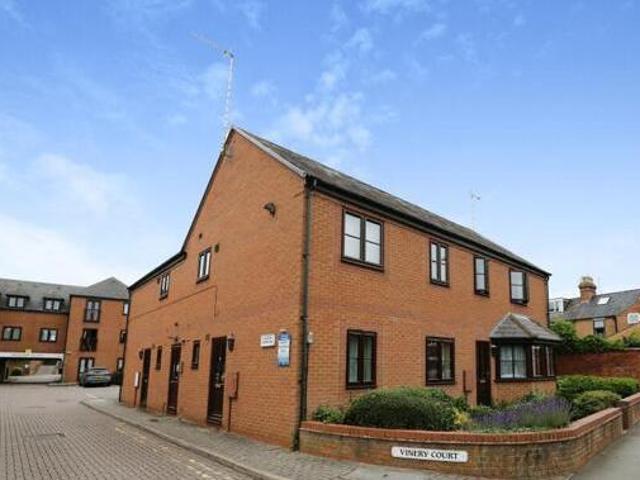 1 Bedroom Flat For Sale In Stratford upon avon, Warwickshire