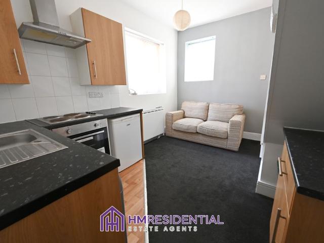 1 Bedroom Flat for rent Wingrove Road Flat 3, Fenham, Newcastle Upon Tyne, NE4 9BQ Available Now £550.00 pcm