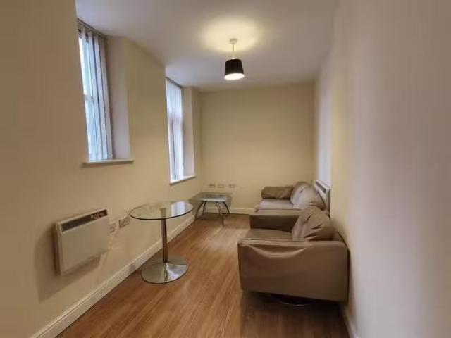 1 bedroom flat for rent in The Corner House, 129 Godwin Street.