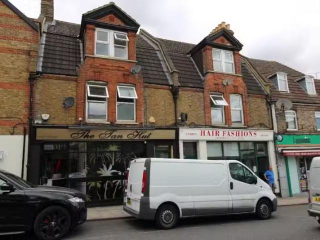 1 bedroom flat for rent in Warley Hill, Brentwood, Esinteracti.