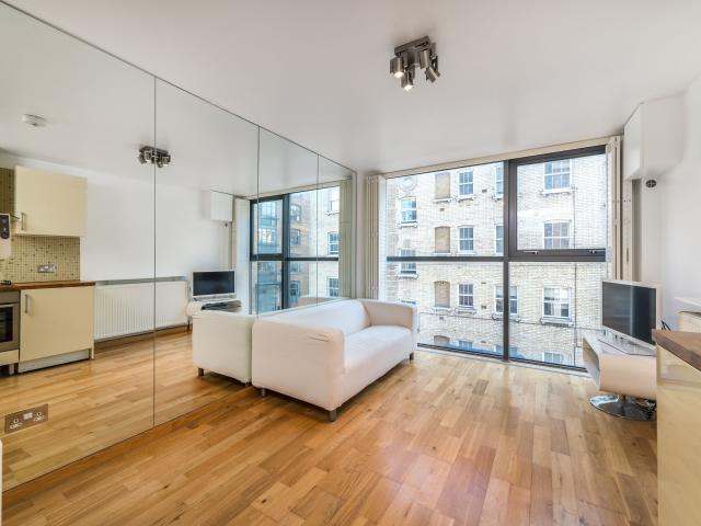 1 Bedroom Flat for Rent in Whitecross Street | Foxtons