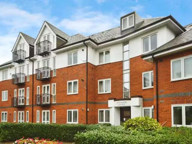 1 bedroom flat for rent in Windsor Court, St Albans, AL1