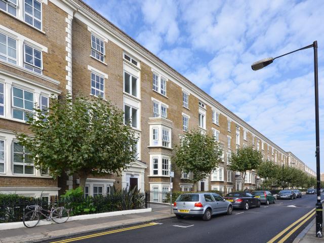 1 Bedroom Flat for Rent in Wilmot Street, E2 | Foxtons