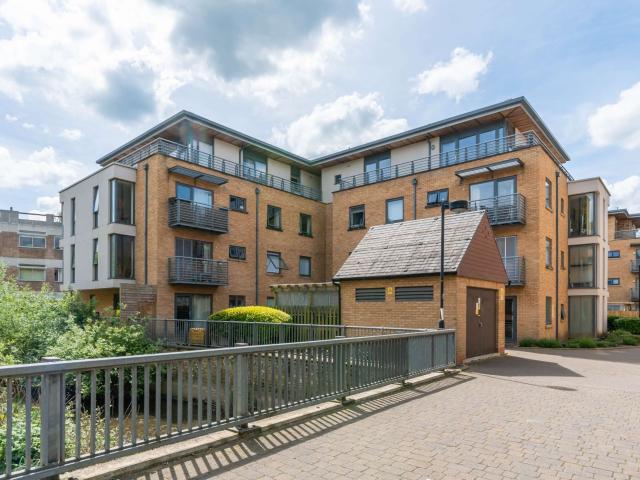 1 bedroom Flat for rent in Woodin's Way, Oxford, Oxfordshire, OX1