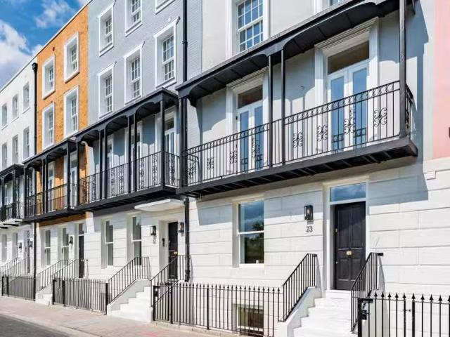 1 bedroom flat for rent in Albion Place, Ramsgate, CT11