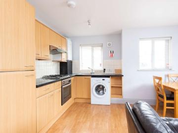 1 bedroom Flat for rent in Alden Crescent, Headington, OX3