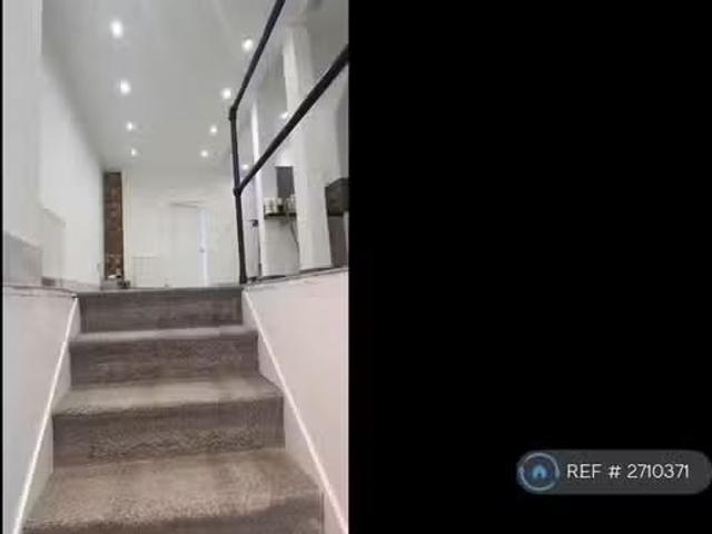 1 bedroom flat for rent in Allerton, Bradford, BD15