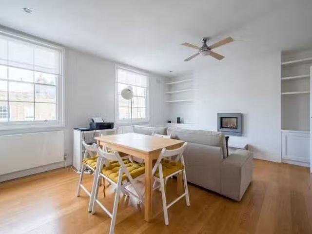 1 bedroom flat for rent in Amwell Street, Clerkenwell, London.