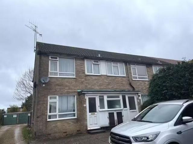 1 bedroom flat for rent in Baker Street, Potters Bar, EN6