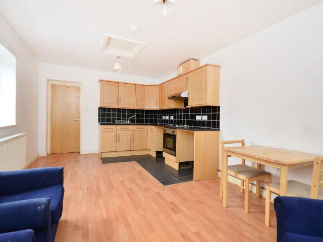 1 Bedroom Flat for Rent in Broadway | Foxtons