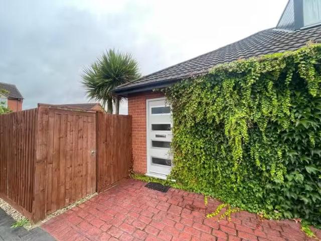 1 bedroom flat for rent in Bracklesham Way, Tamworth, B77