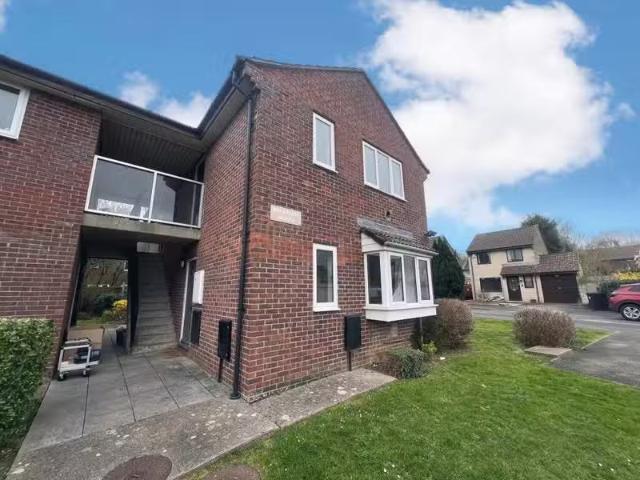 1 bedroom flat for rent in Briarside House, Brentry, Bristol.