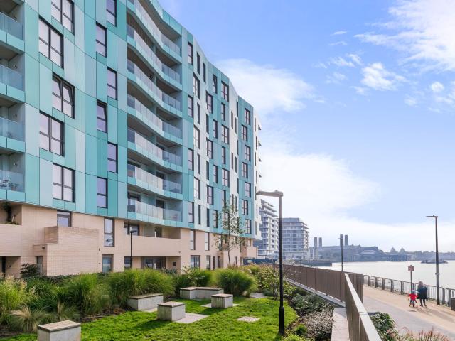 1 Bedroom Flat for Rent in Cable Walk | Foxtons