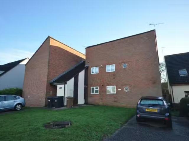 1 bedroom flat for rent in Churchill Rise, Chelmsford, Esinter.