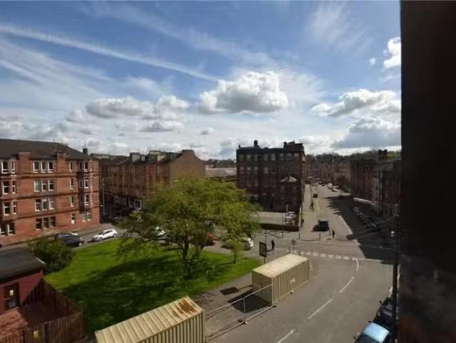 1 bedroom flat for rent in Craigie Street, Govanhill, Glasgow.