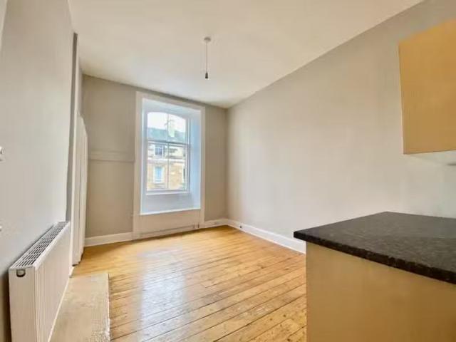 1 bedroom flat for rent in Dalmeny Street, Leith Walk, Edinbur.